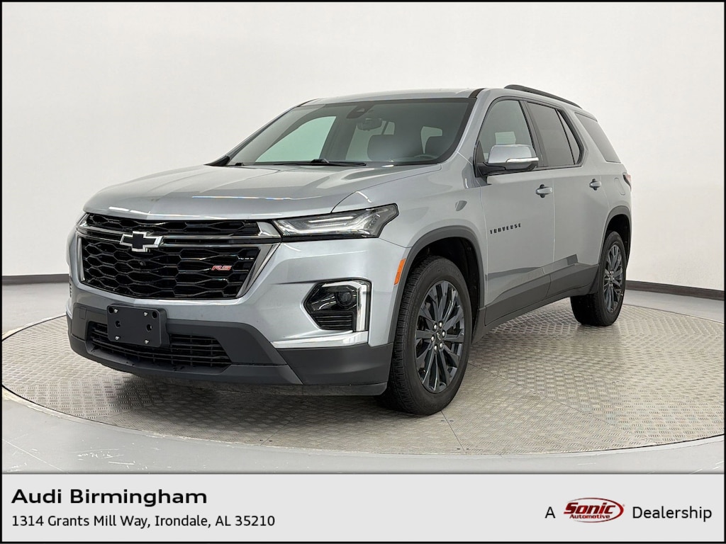 Used 2023 Chevrolet Traverse RS SUV