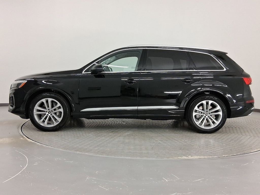 New 2026 Audi Q7 55 Premium Plus SUV