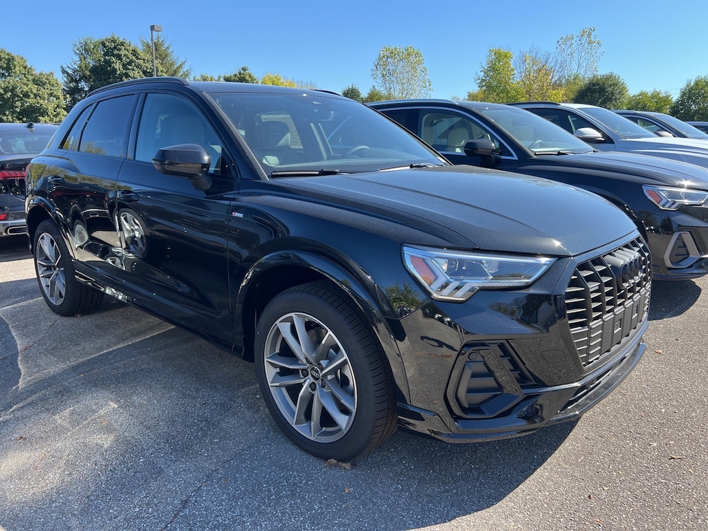 New 2025 Audi Q3 45 S line Premium SUV