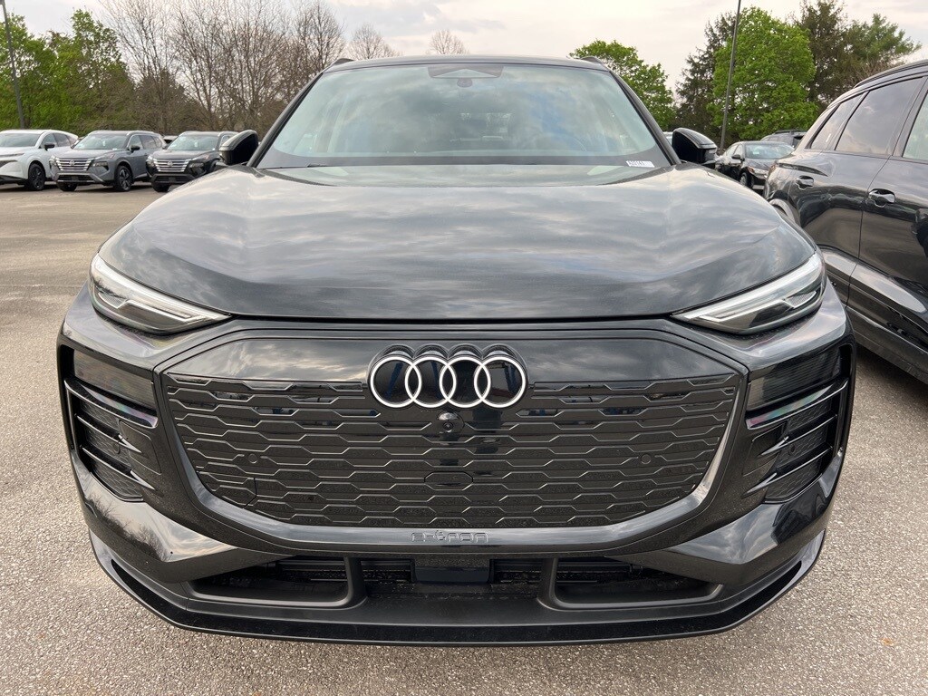 2025 Audi Q6 E-tron Premium photo 2