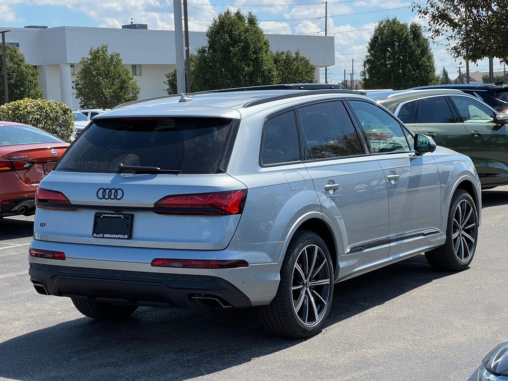 Certified 2025 Audi Q7 45 Premium Plus SUV