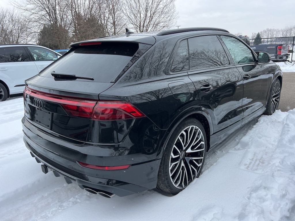 New 2026 Audi SQ8 4.0T Prestige SUV