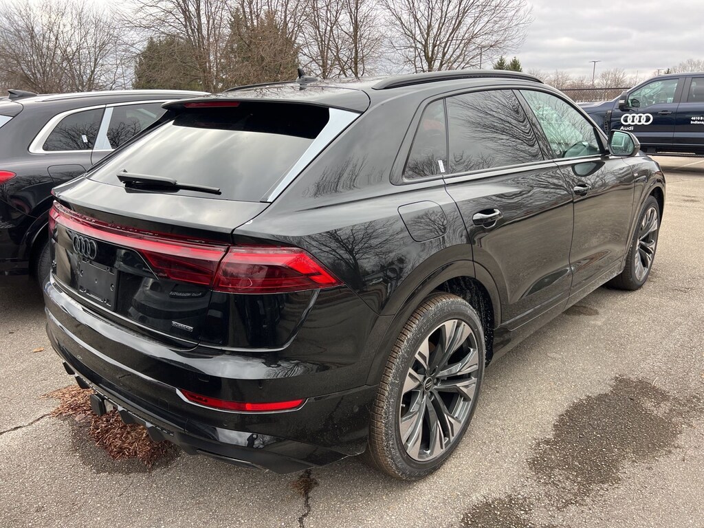 New 2026 Audi Q8 SUV