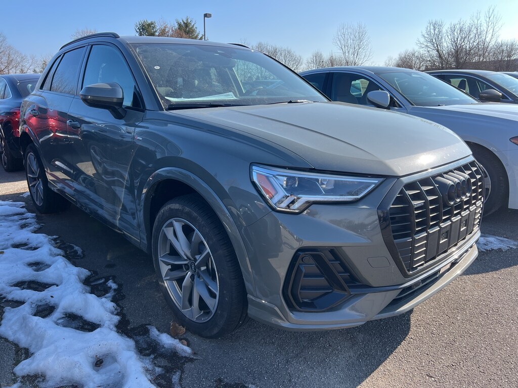 New 2025 Audi Q3 45 S line Premium SUV