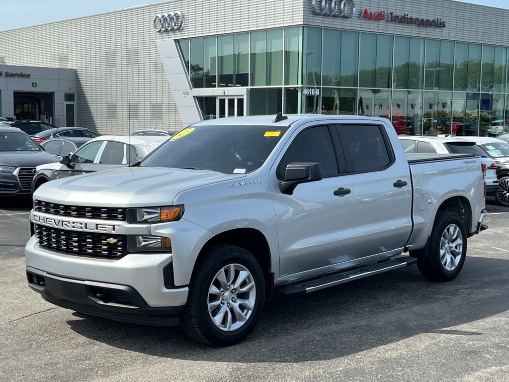 Used 2019 Chevrolet Silverado 1500 Custom with VIN 3GCPYBEH3KG166920 for sale in Indianapolis, IN