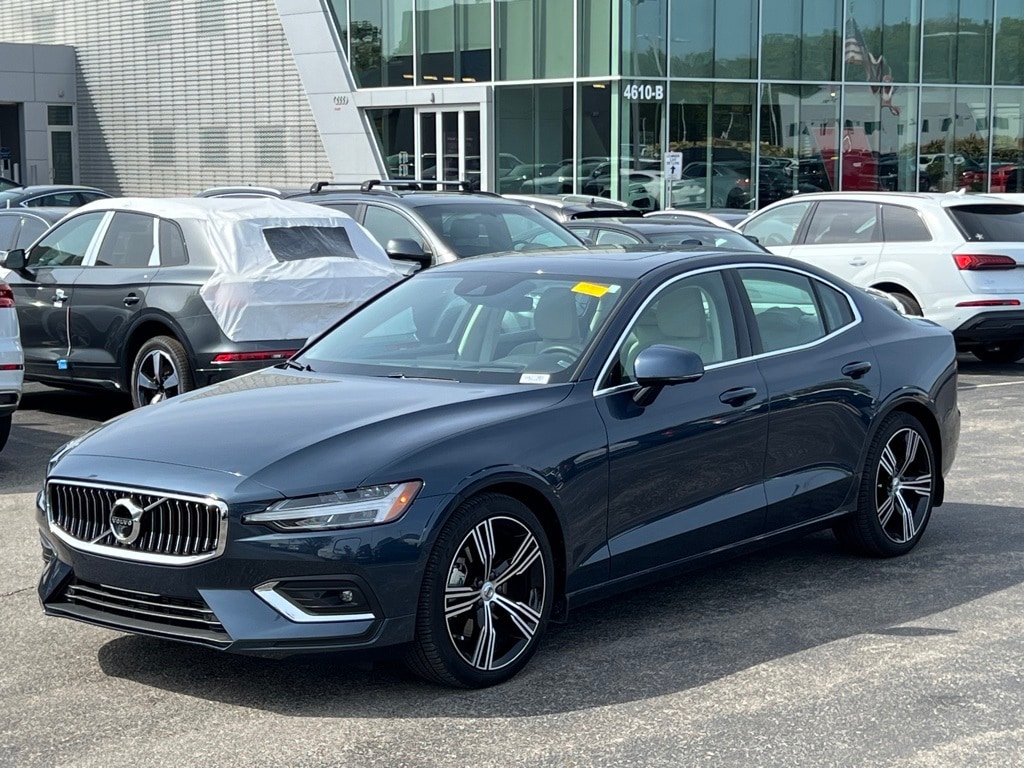 Used 2022 Volvo S60 Inscription with VIN 7JRL12TL7NG154183 for sale in Indianapolis, IN