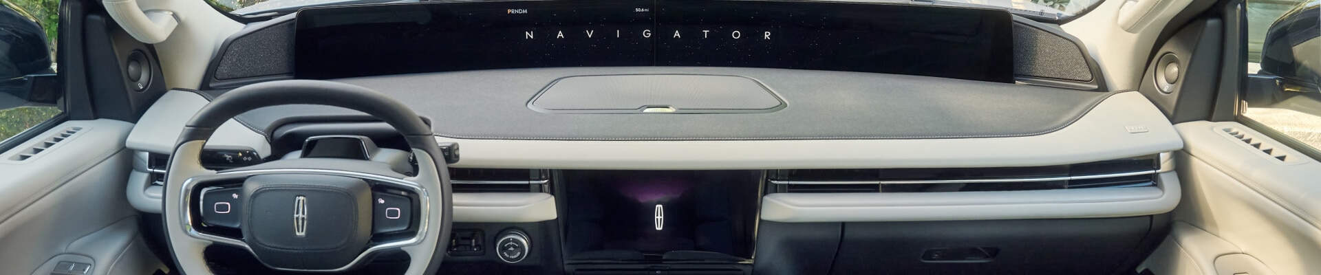 Lincoln Navigator Interior