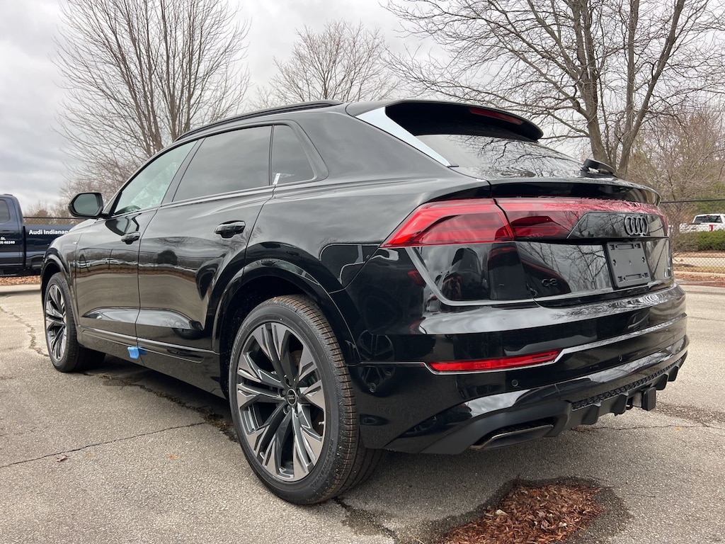 New 2026 Audi Q8 SUV