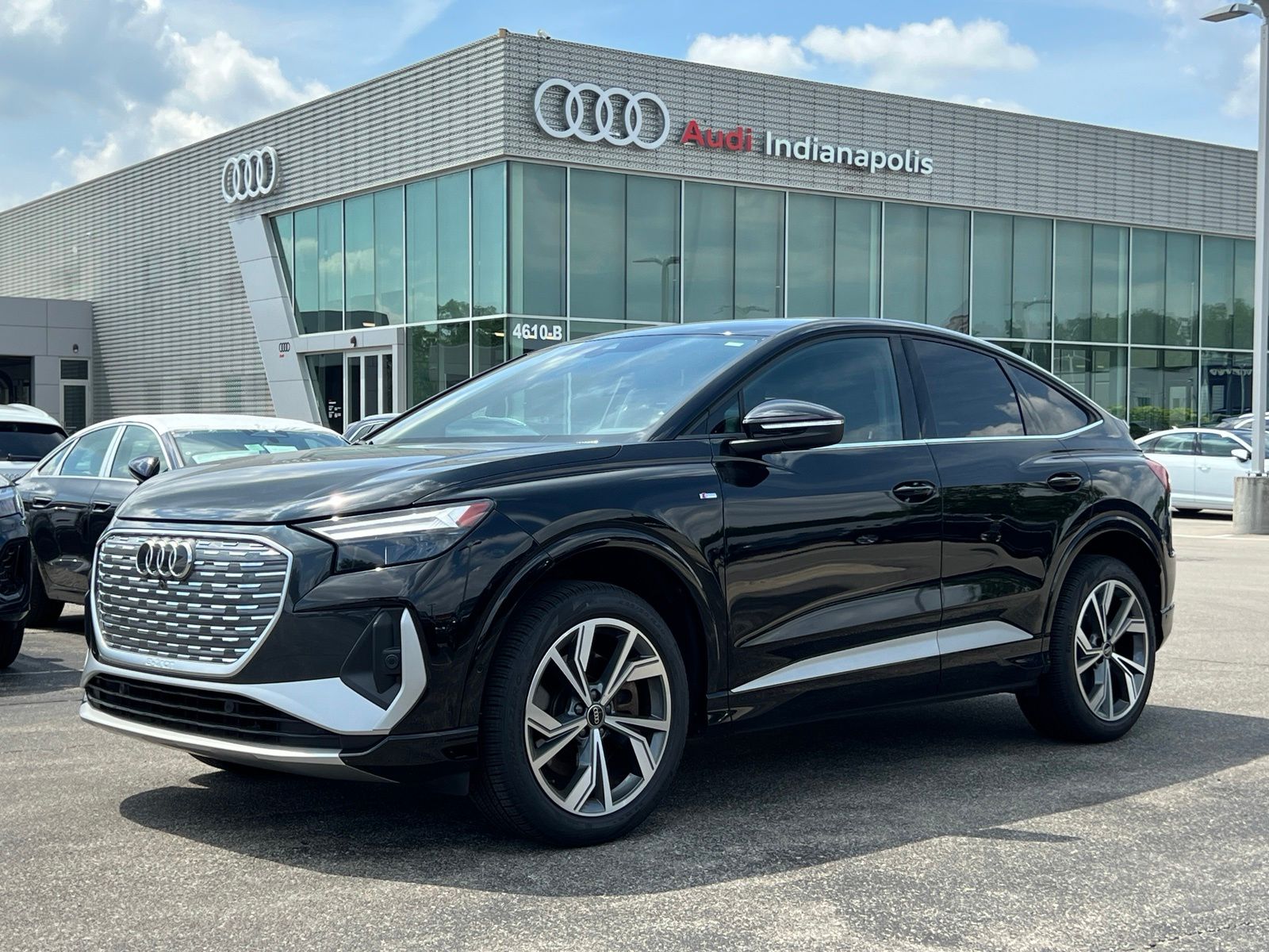 2023 Audi Q4 e-tron Sportback Negro (Mythos Black) Sedán Tracción en las cuatro ruedas Automática