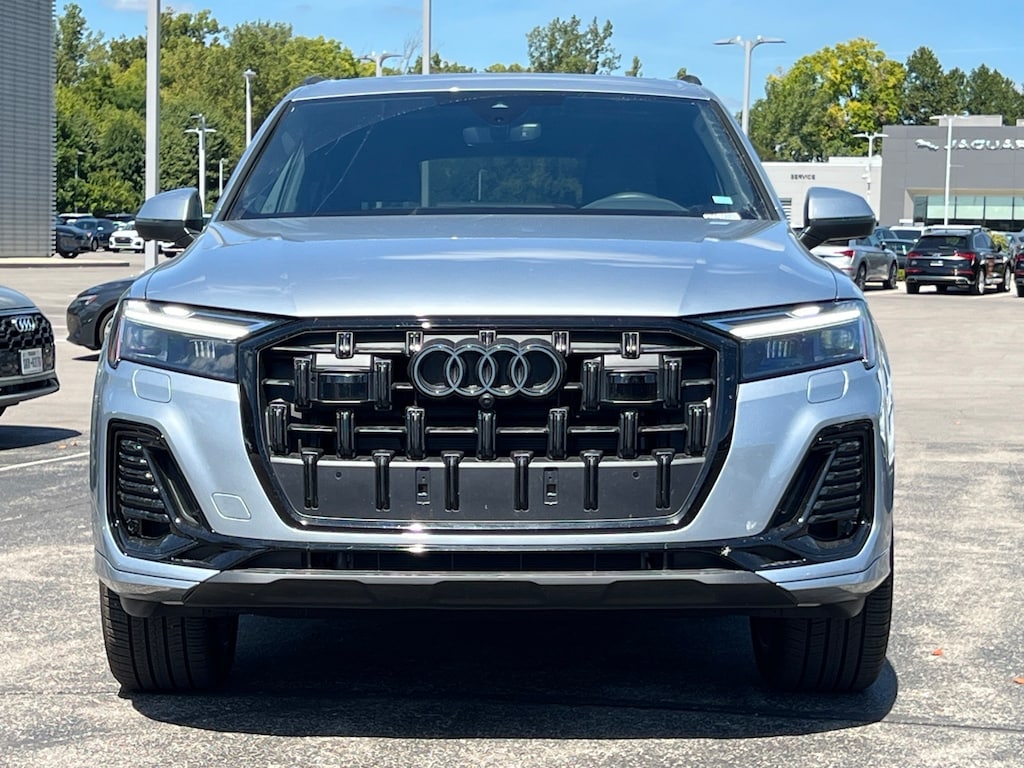 Certified 2025 Audi Q7 45 Premium Plus SUV