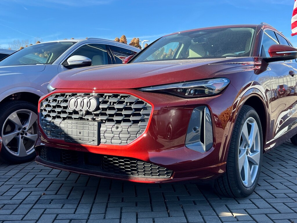 New 2025 Audi All-new Q5 2.0T Prestige SUV