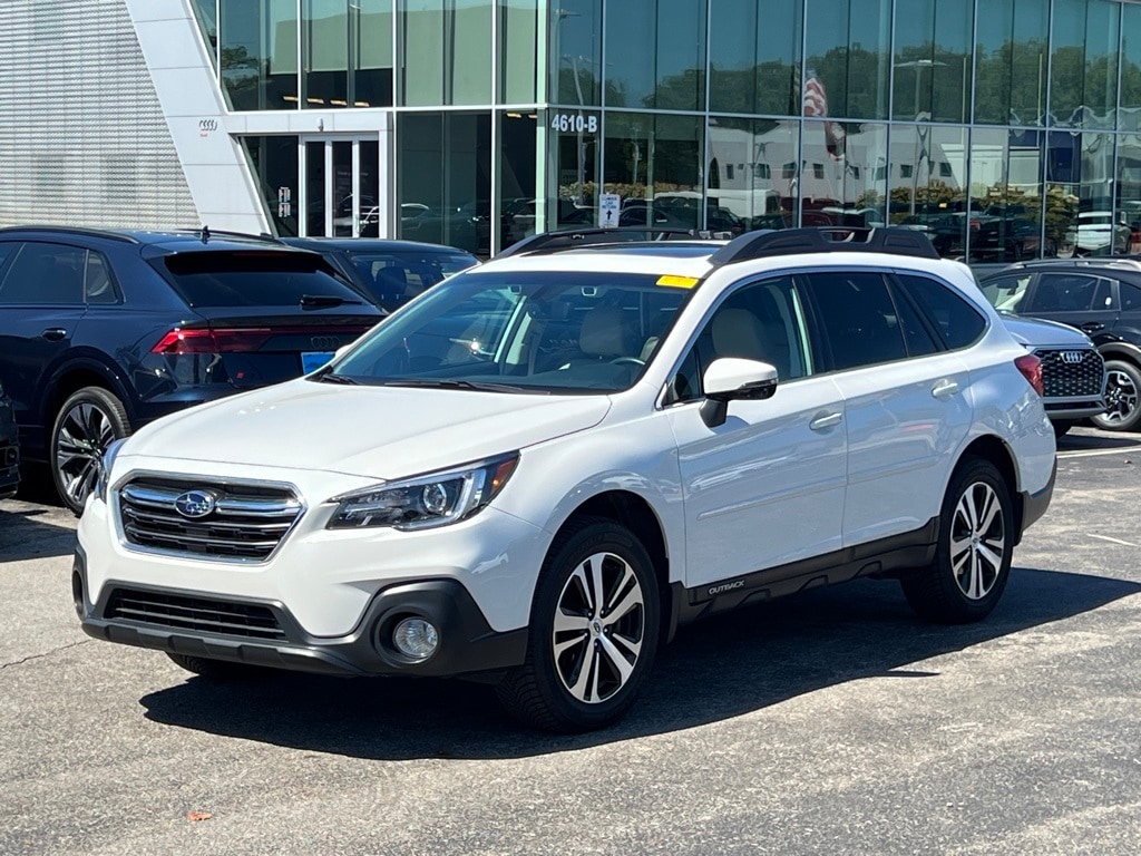 Used 2018 Subaru Outback Limited with VIN 4S4BSANC1J3314795 for sale in Indianapolis, IN