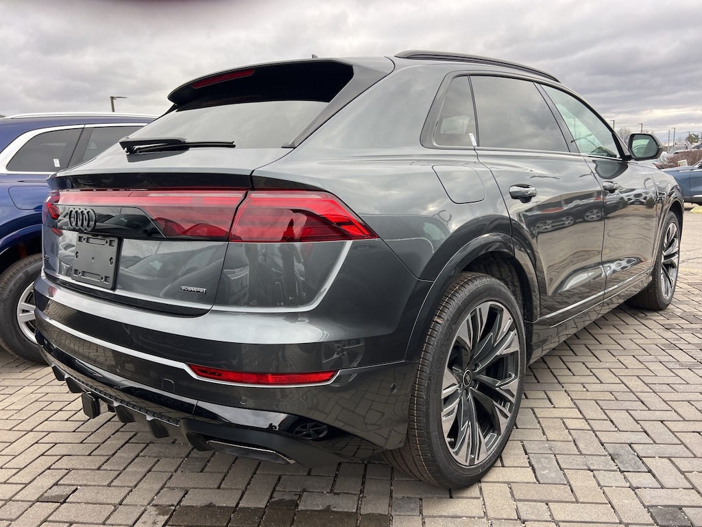 New 2026 Audi Q8 SUV