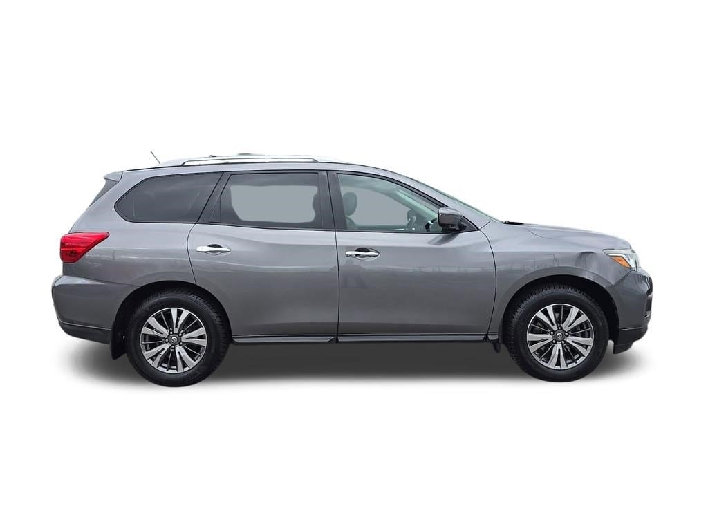 Used 2017 Nissan Pathfinder SL SUV