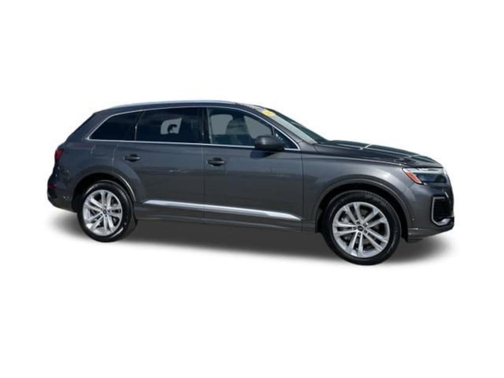 Used 2025 Audi Q7 55 Premium SUV