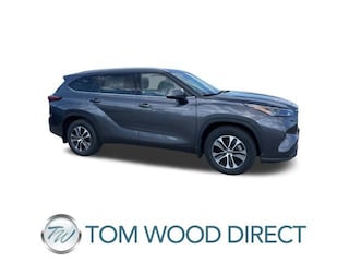 2022 Toyota Highlander XLE SUV