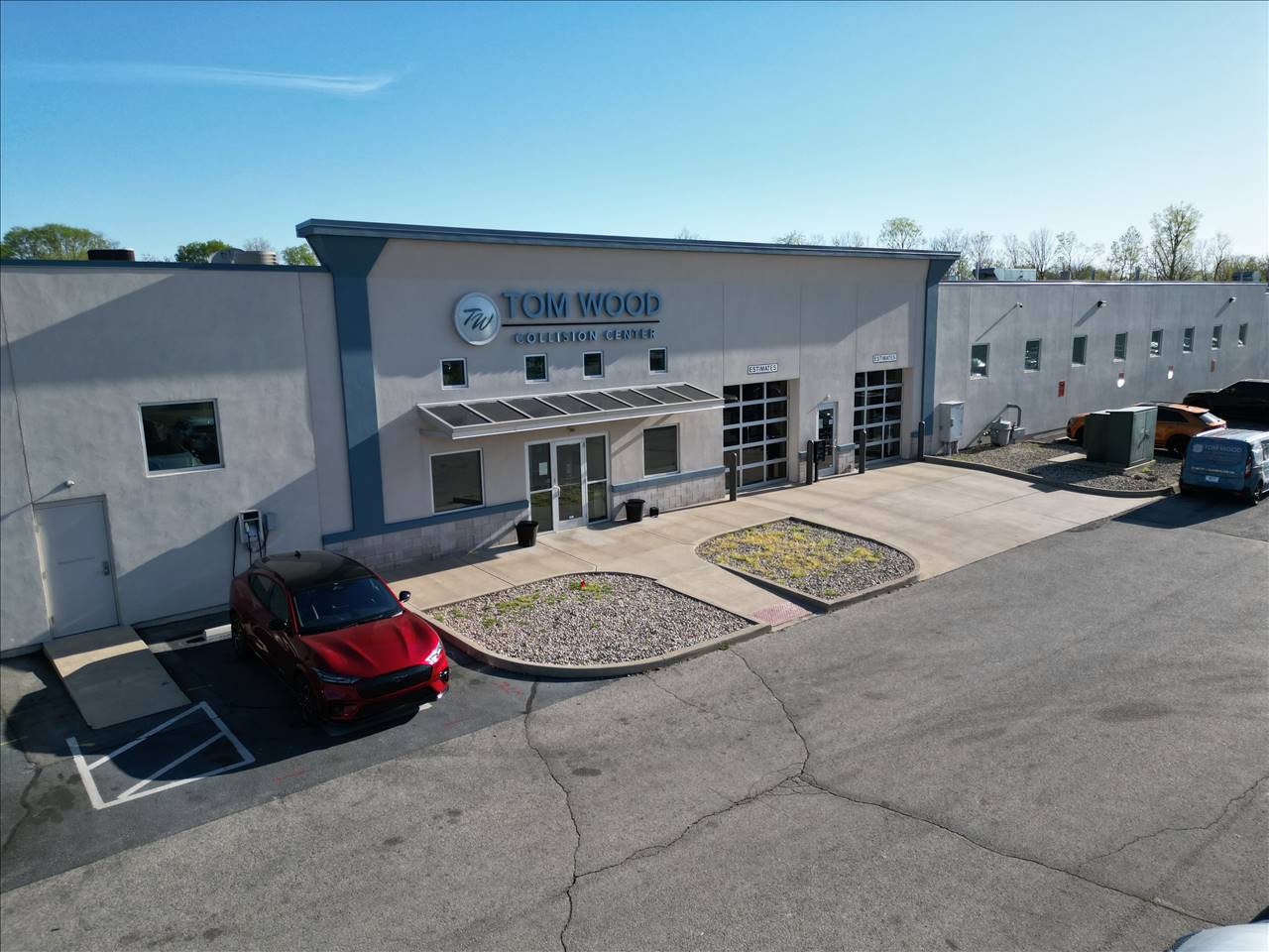 Tom Wood Collision Center — I-CAR Gold Class certified auto body shop near Indianapolis Indiana