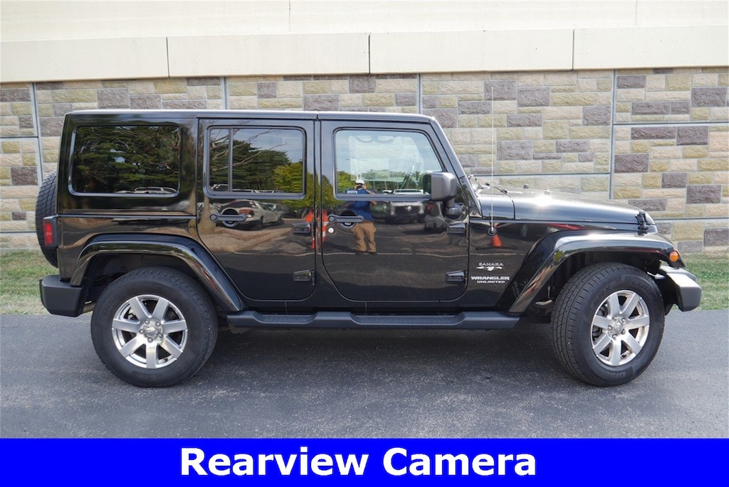 Used 2016 Jeep Wrangler Unlimited Sahara SUV
