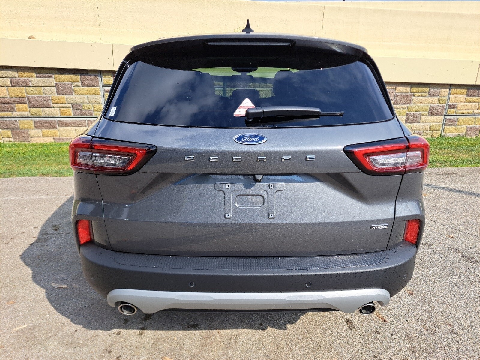 2026 Ford Escape Plug-In Hybrid Premium photo 4