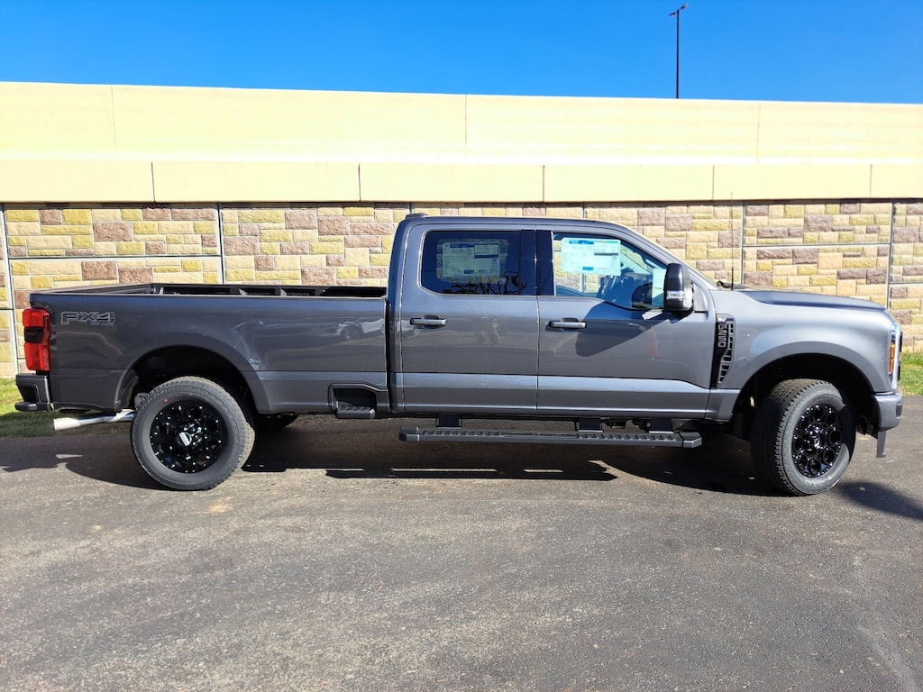 New 2026 Ford F-250 XLT Truck Crew Cab