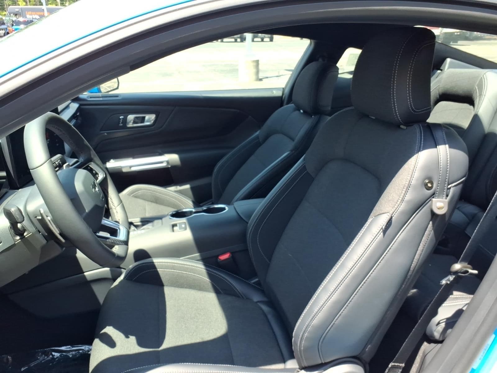 2026 Ford Mustang GT Fastback - Photo 16
