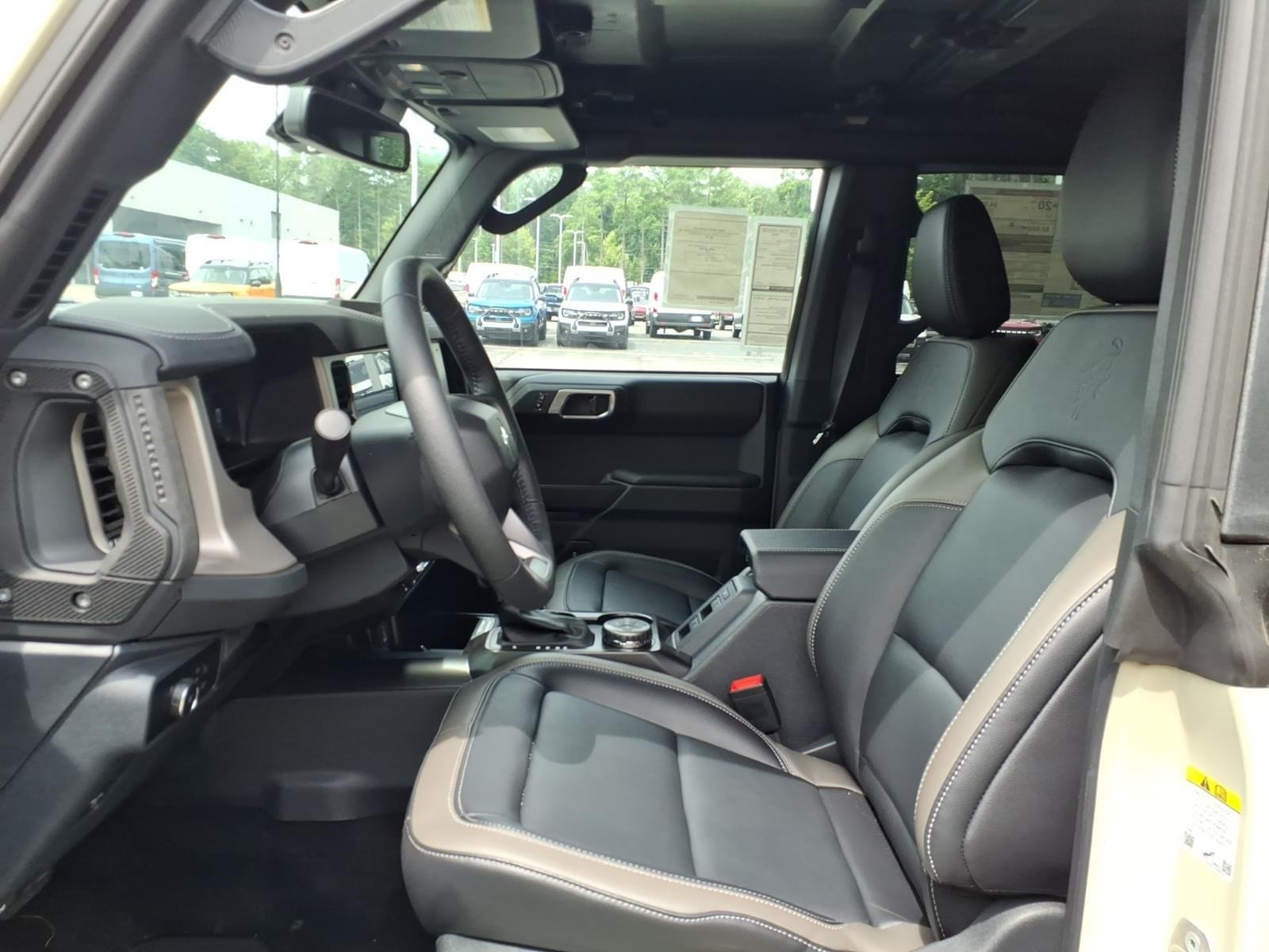 2026 Ford Bronco 4-Door Outer Banks - Photo 15
