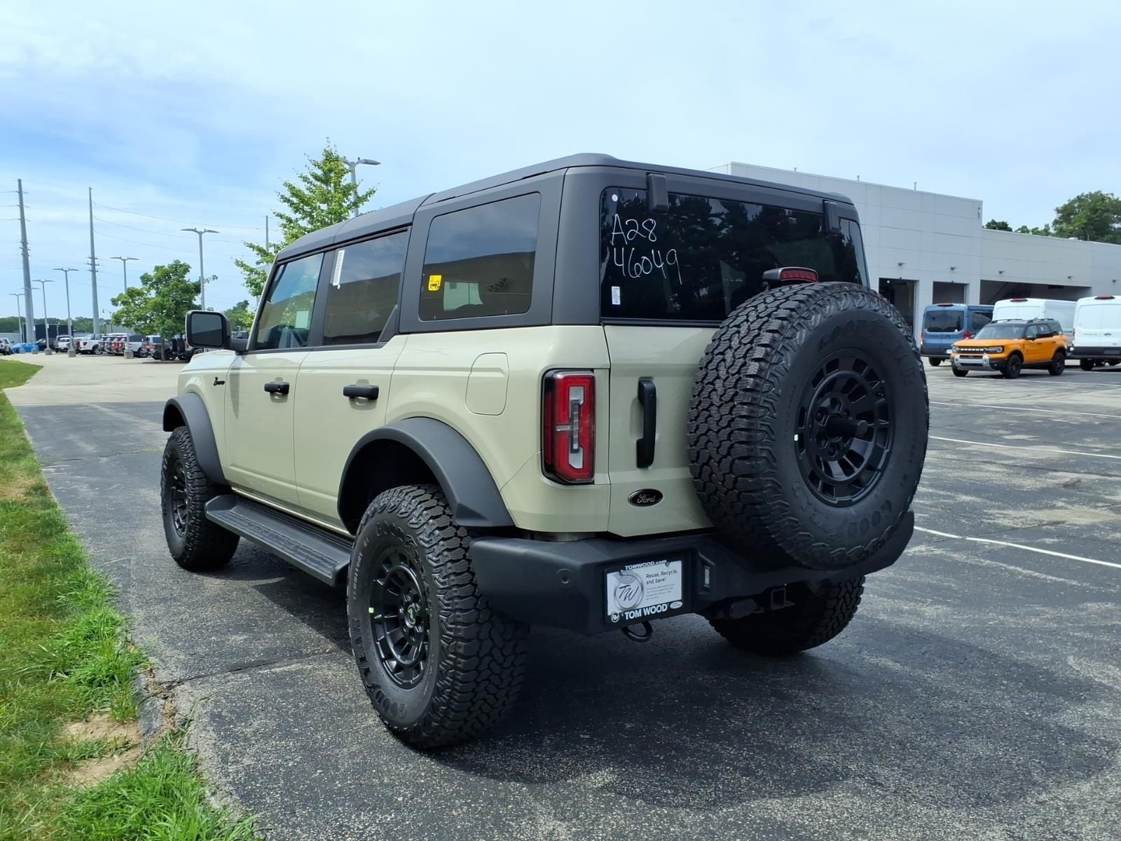 2026 Ford Bronco 4-Door Outer Banks - Photo 7