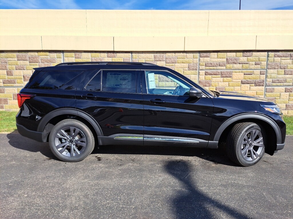 New 2025 Ford Explorer Active SUV