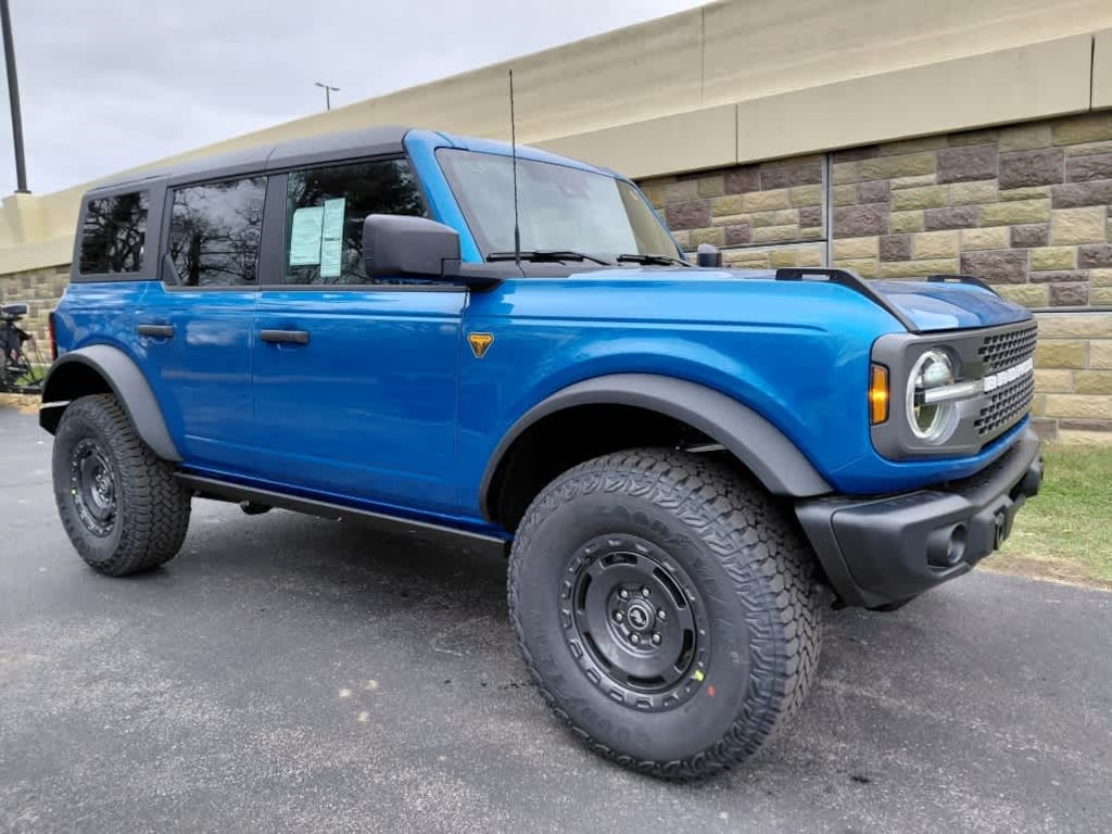 New 2025 Ford Bronco Badlands Advanced 4x4