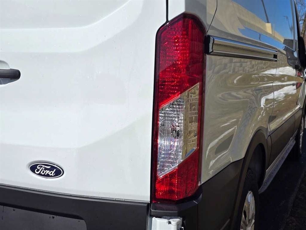 2026 Ford Transit Van Base - Photo 11
