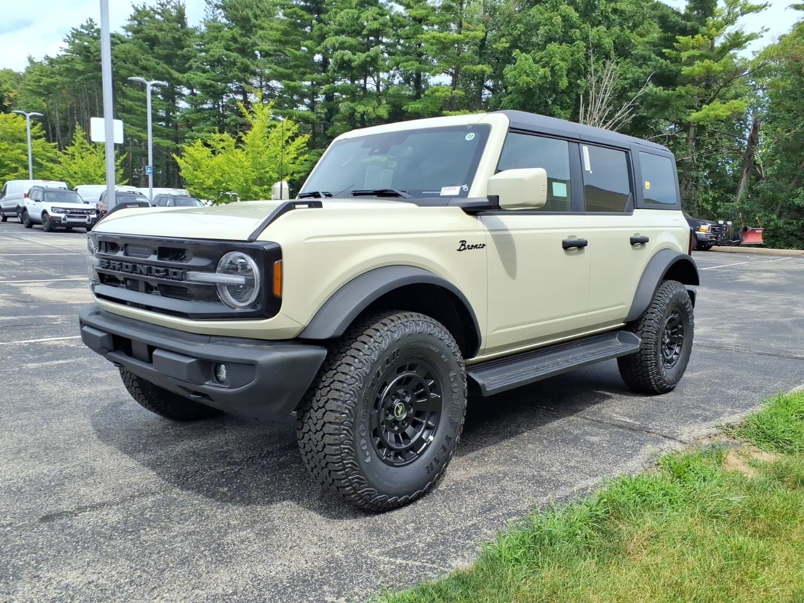 2026 Ford Bronco 4-Door Outer Banks - Photo 5