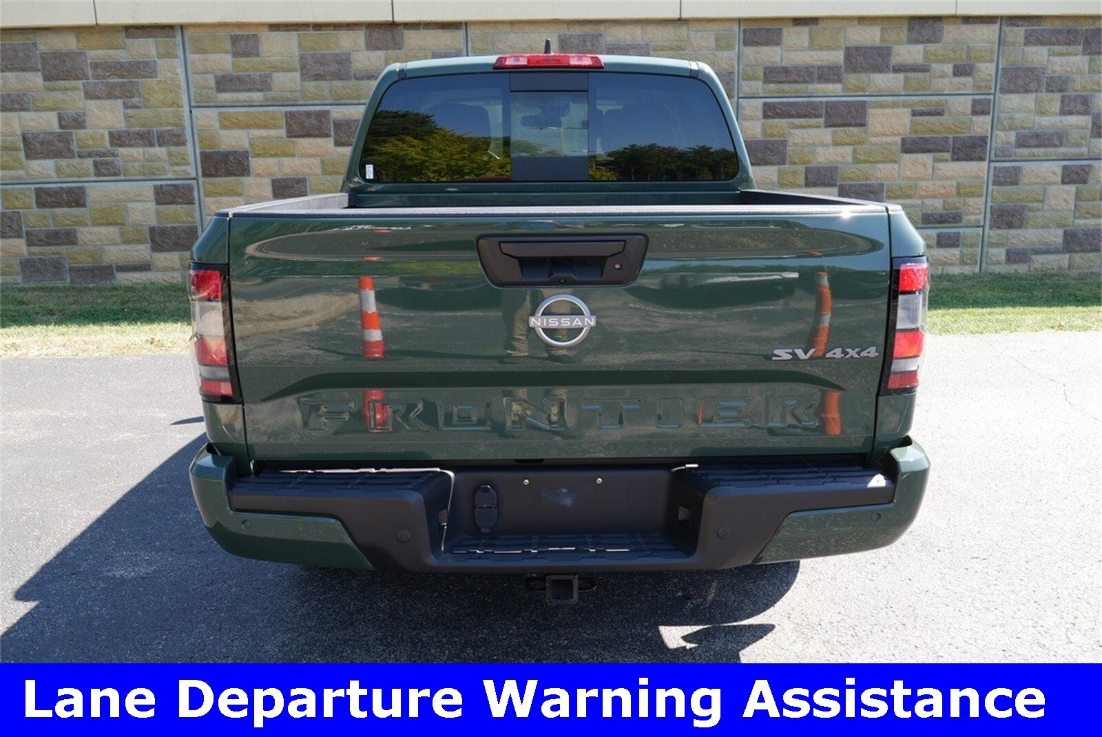2023 Nissan Frontier SV photo 4