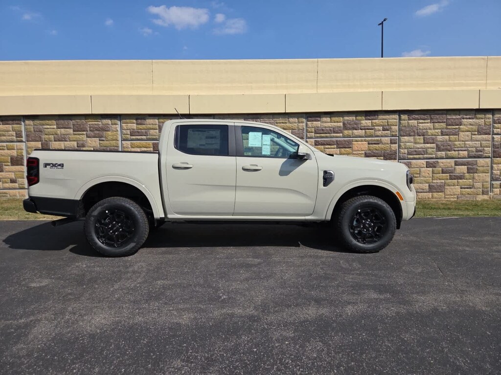 New 2025 Ford Ranger Lariat 4WD Supercrew 5 Box 4WD SuperCrew 5 Box