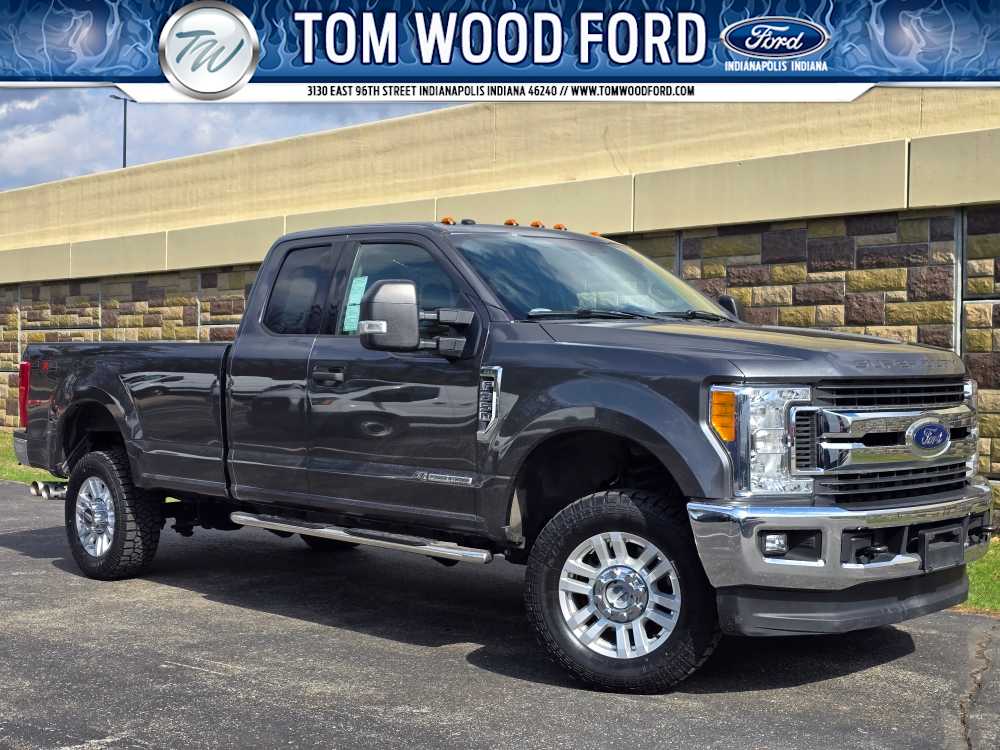 2017 Ford F-350 Super Duty XLT