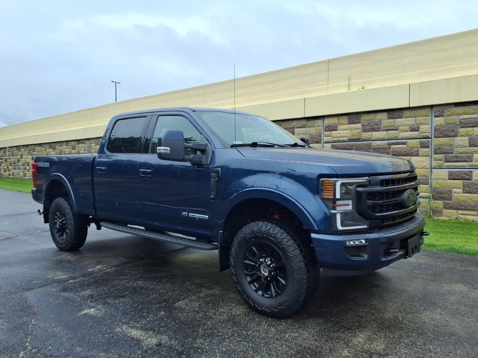 2020 Ford F-350 Lariat 4x4 Crew Cab 6-1/2' Box SRW's photo