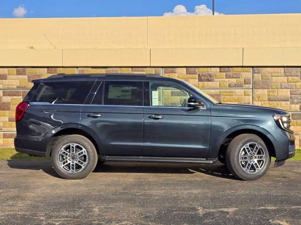 New 2026 Ford Expedition Active SUV