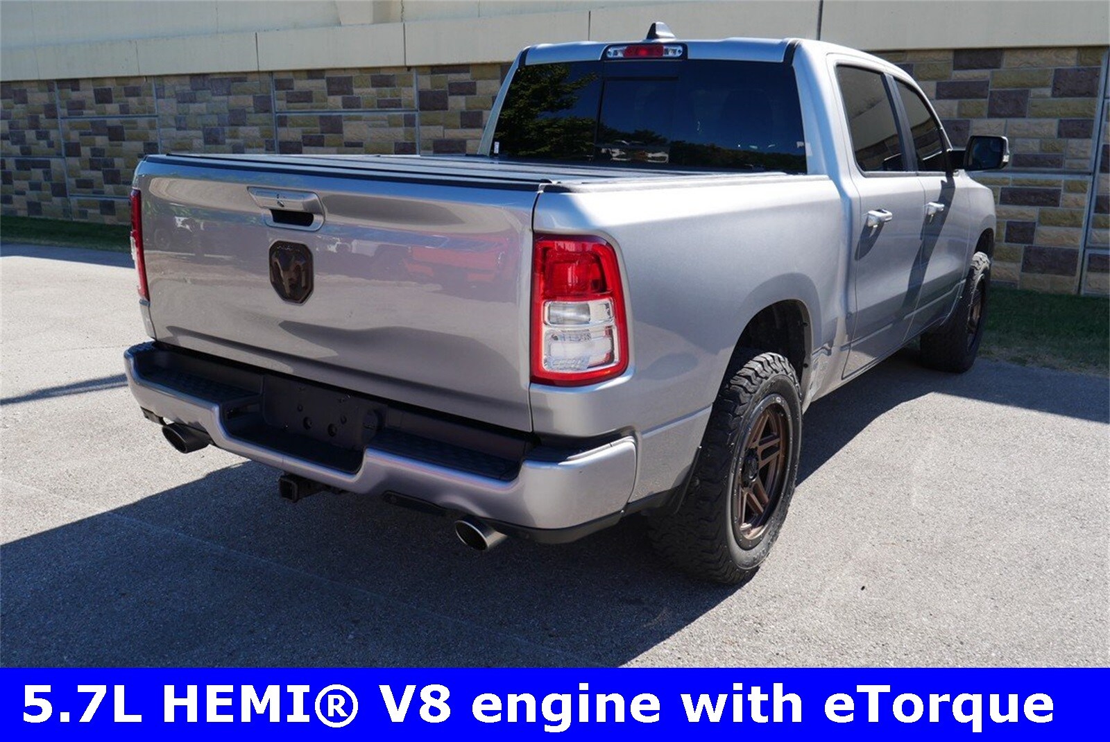2019 Ram 1500 Big Horn Lone Star photo 3