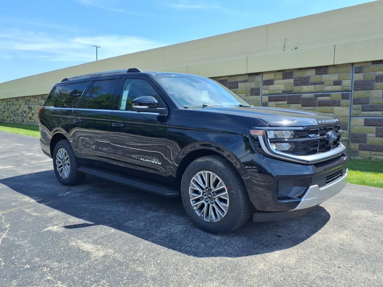 2026 Ford Expedition Platinum MAX 4x4's photo