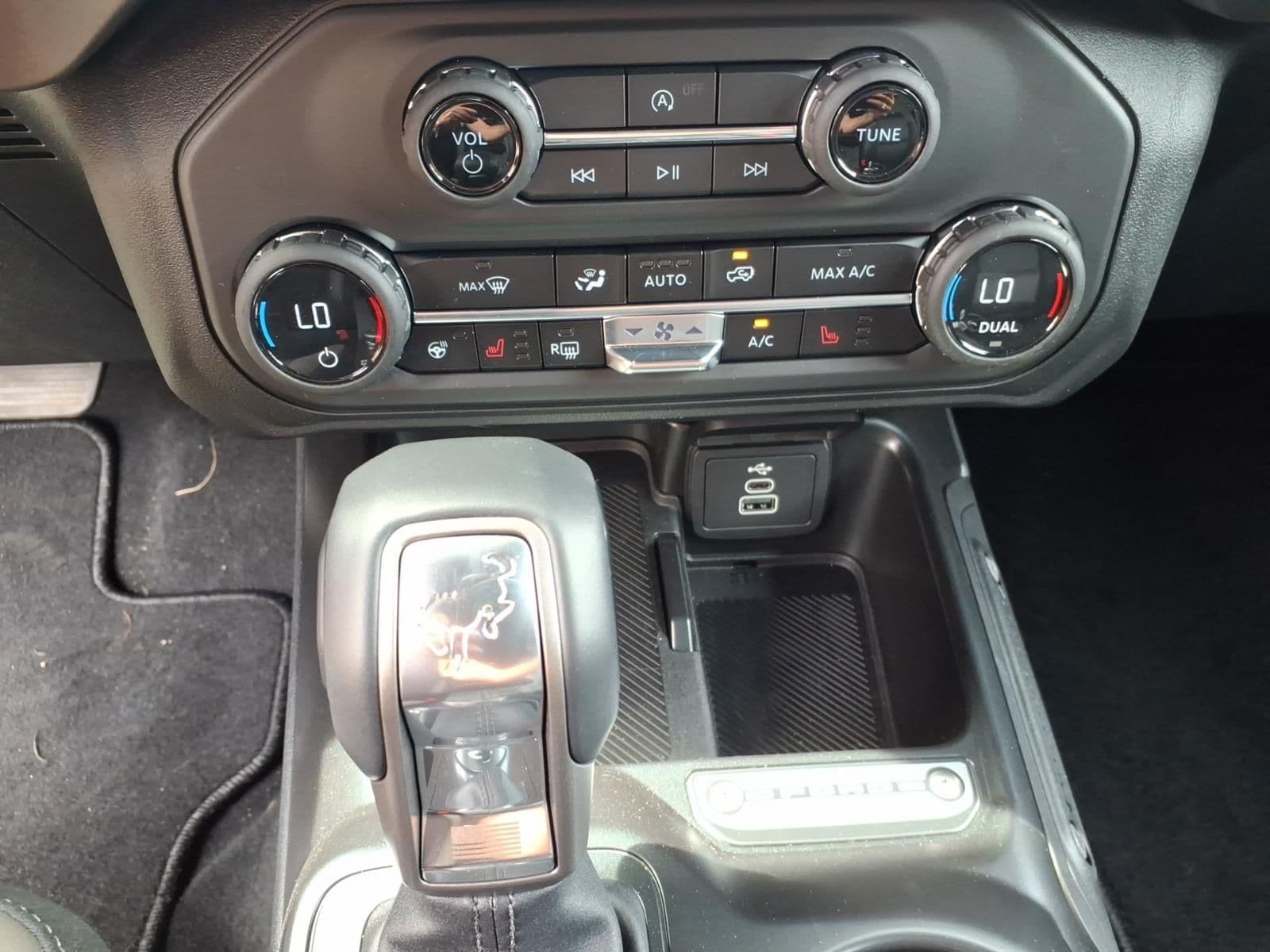 2026 Ford Bronco 4-Door Outer Banks - Photo 25