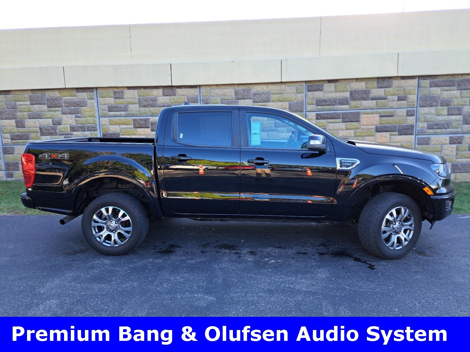 2022 Ford Ranger Lariat photo 2