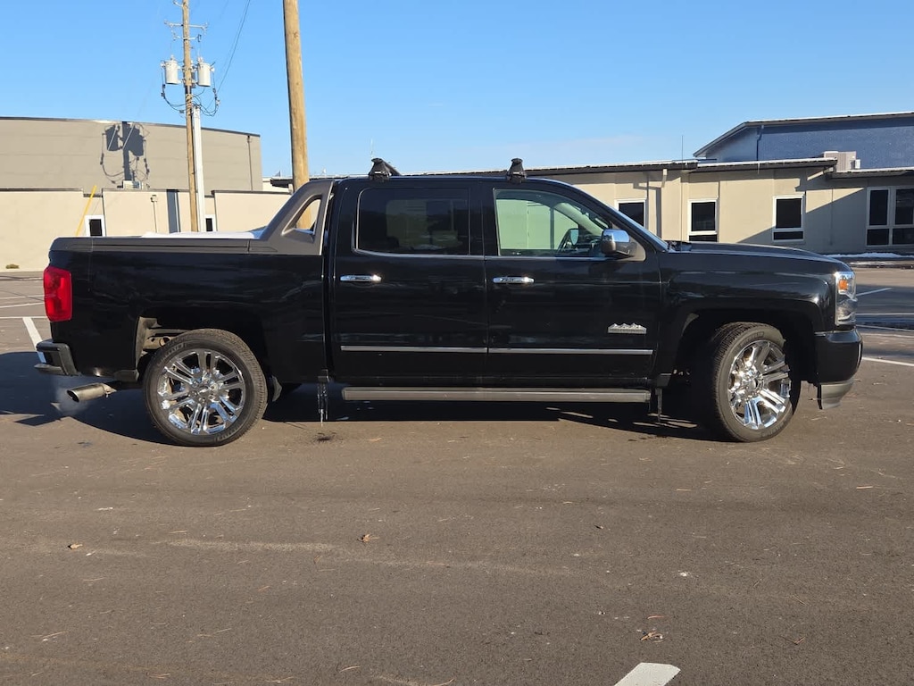 Used 2018 Chevrolet Silverado 1500 High Country 4WD Crew Cab 143.5 4WD Crew Cab 143.5