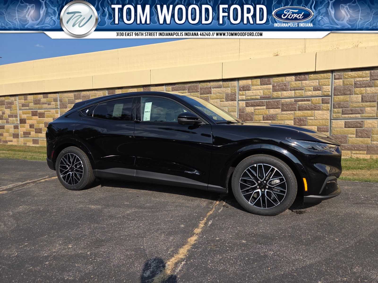 2025 Ford Mustang Mach-E Premium AWD's photo