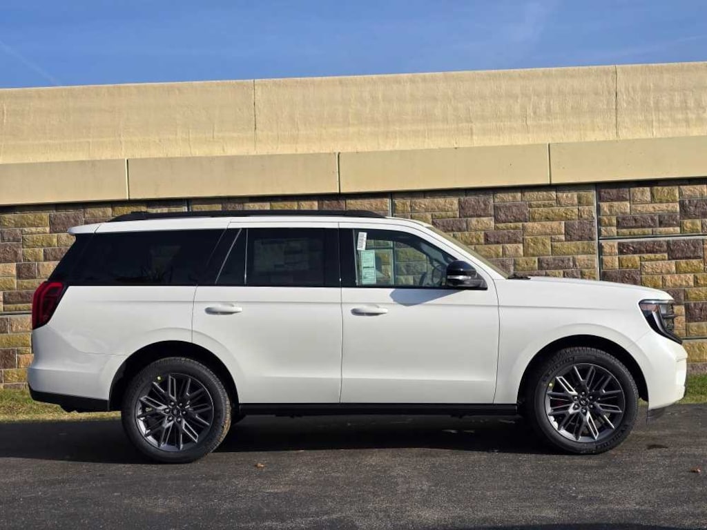 New 2025 Ford Expedition Platinum 4x4