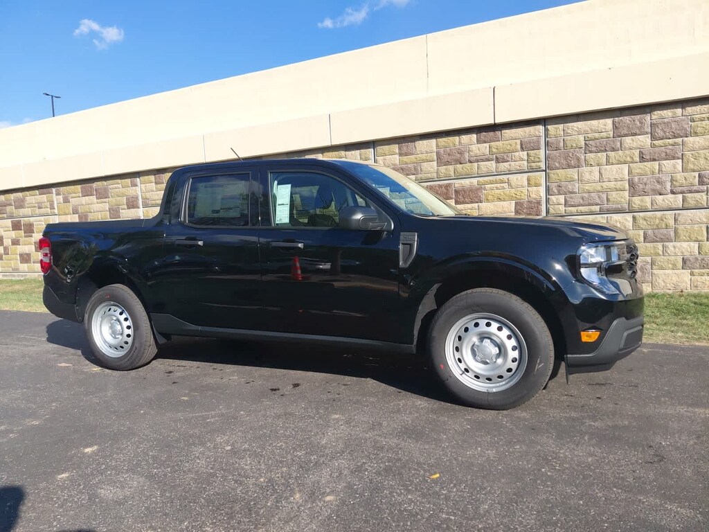 New 2025 Ford Maverick XL AWD Supercrew AWD SuperCrew