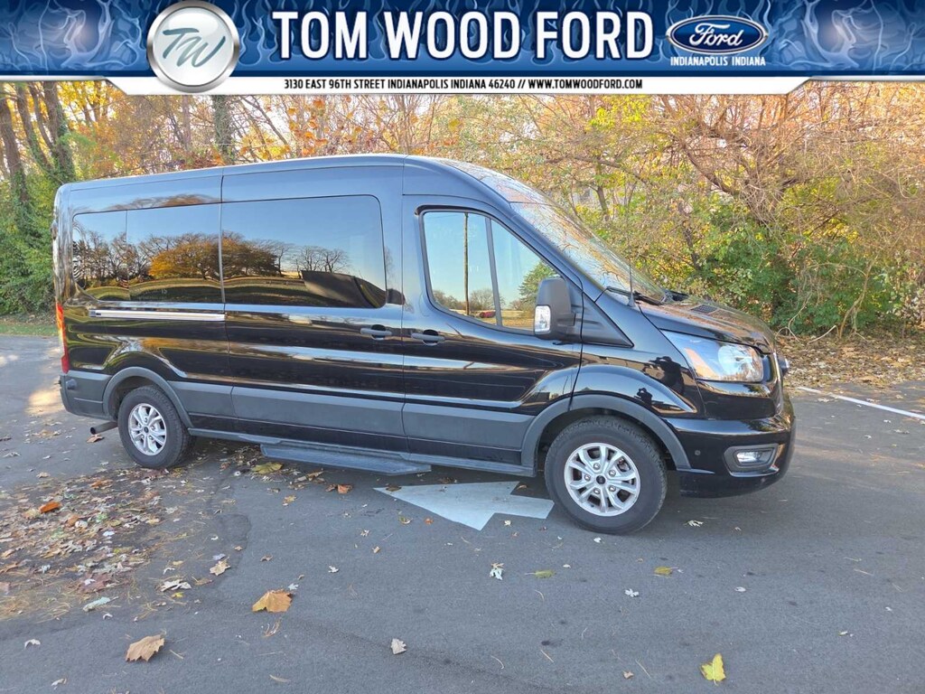 Used 2024 Ford Transit Passenger XLT T-350 148 Med Roof RWD