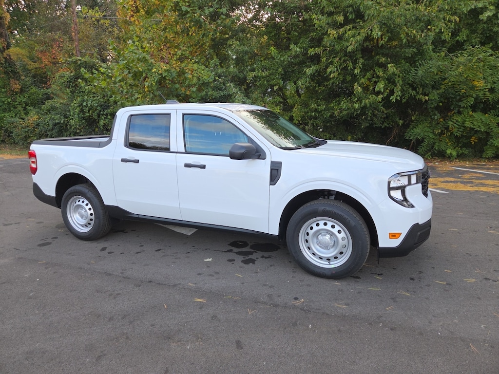 New 2025 Ford Maverick XL Truck SuperCrew