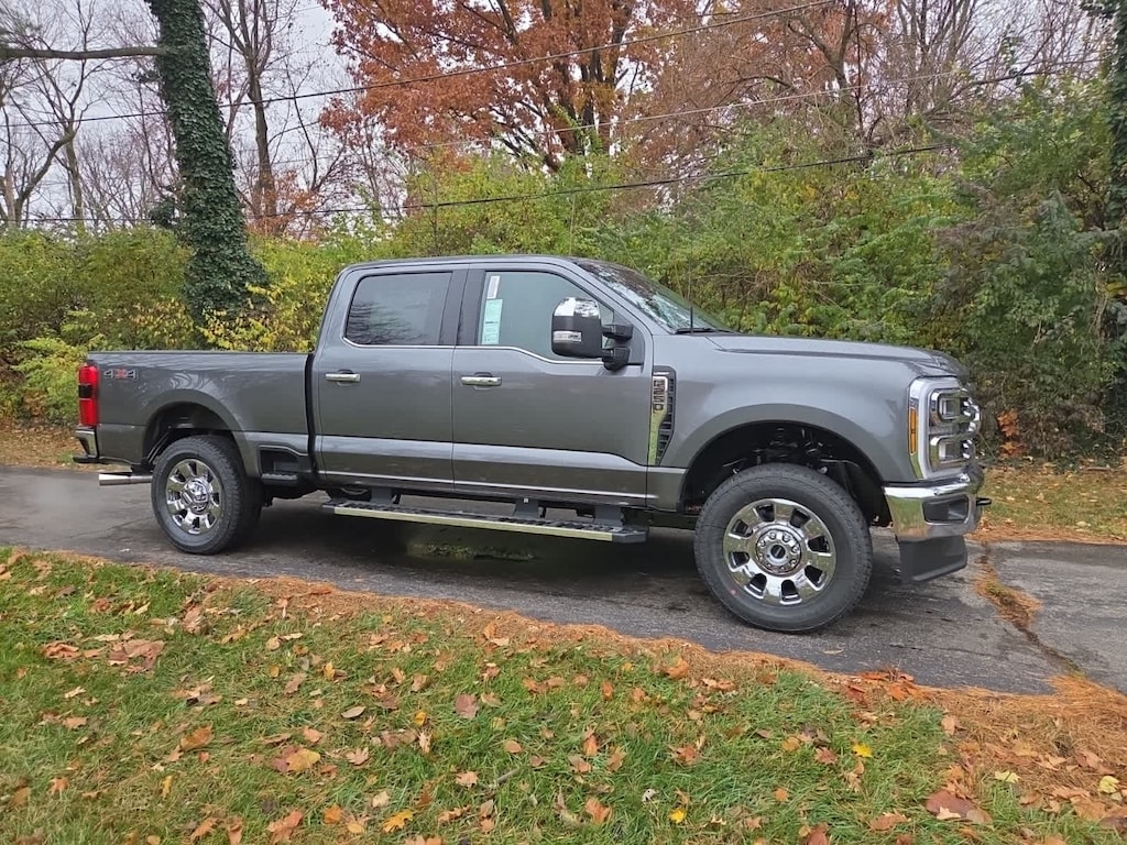 New 2026 Ford Super Duty F-250 SRW Lariat Truck Crew Cab