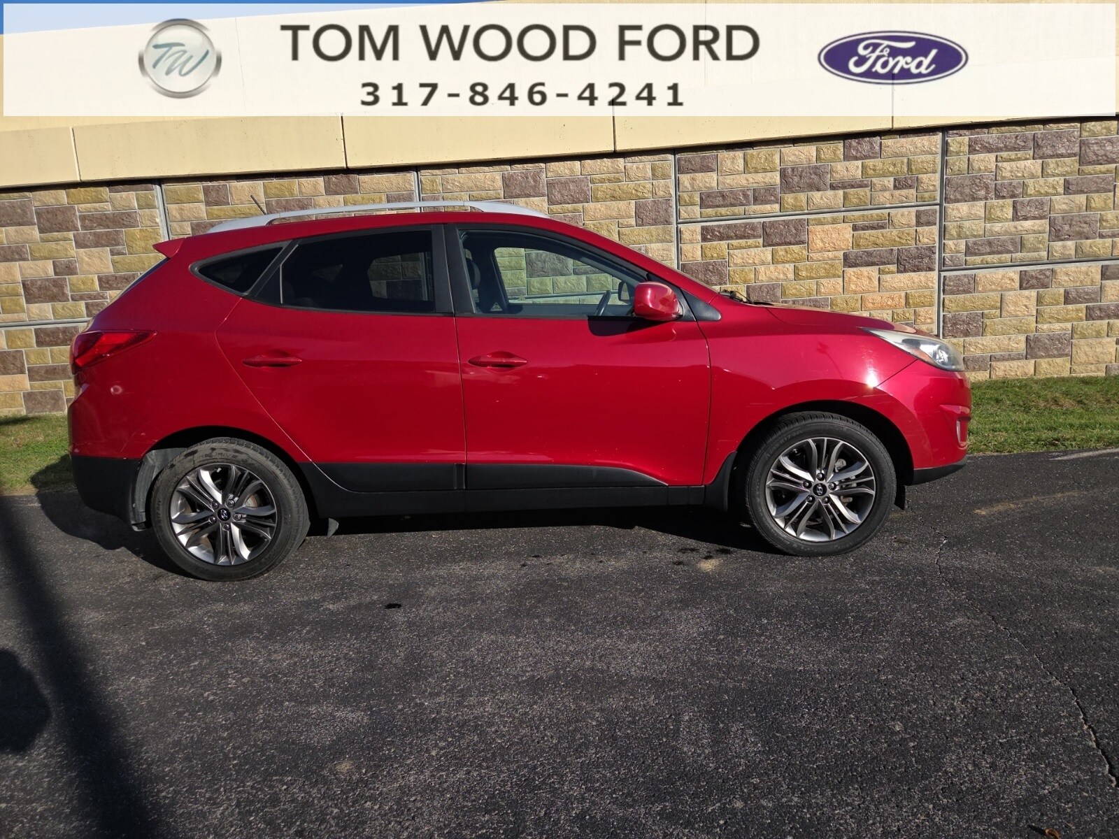 2014 Hyundai Tucson SE photo 2
