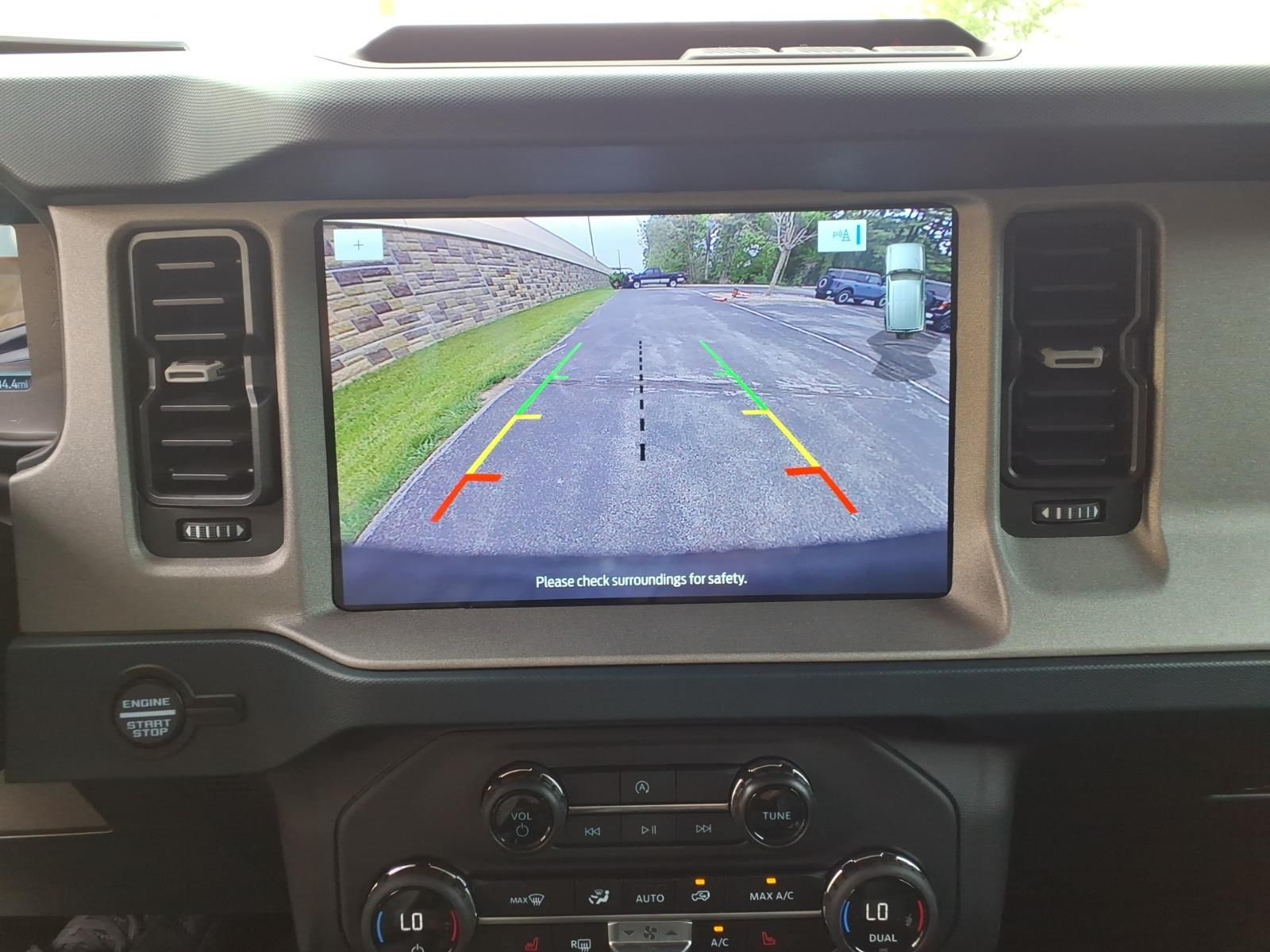 2024 Ford Bronco Outer Banks - Photo 25