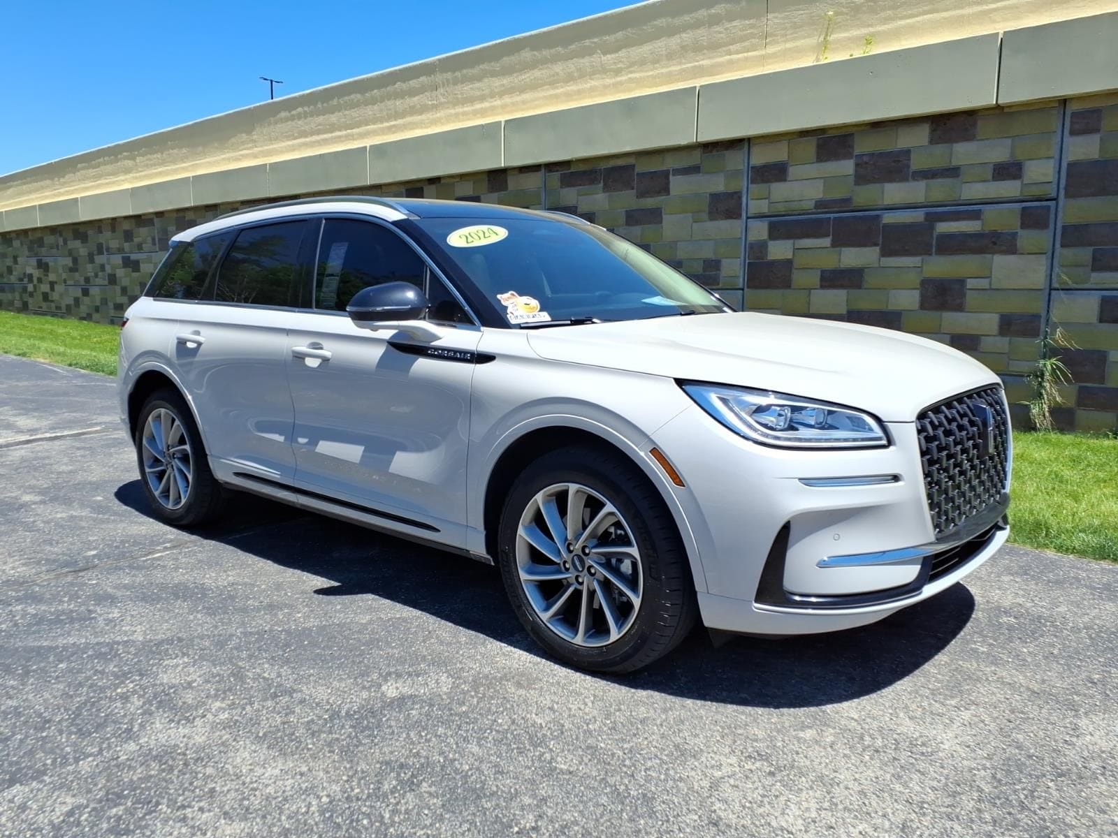2024 Lincoln Corsair Grand Touring AWD's photo